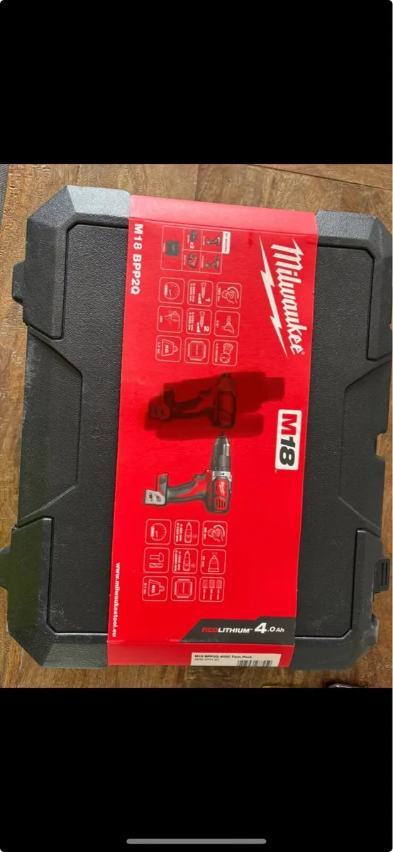 Milwaukee Drill, 2 x batteries and charger - Image 2
