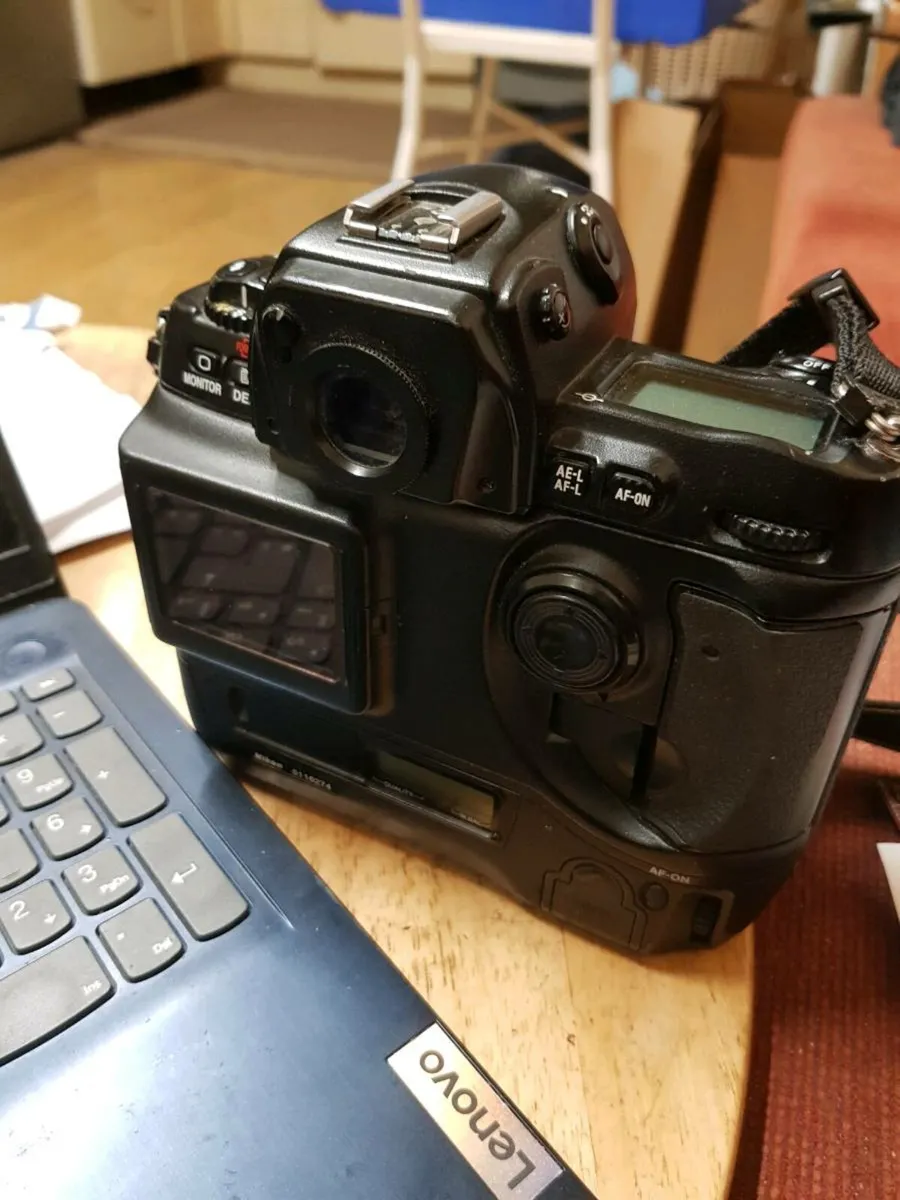 Nikon D1X Camera - Image 3