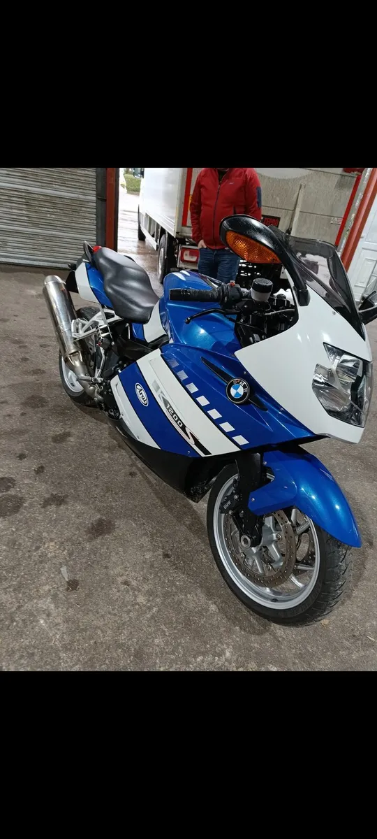 Motorbike - Image 4