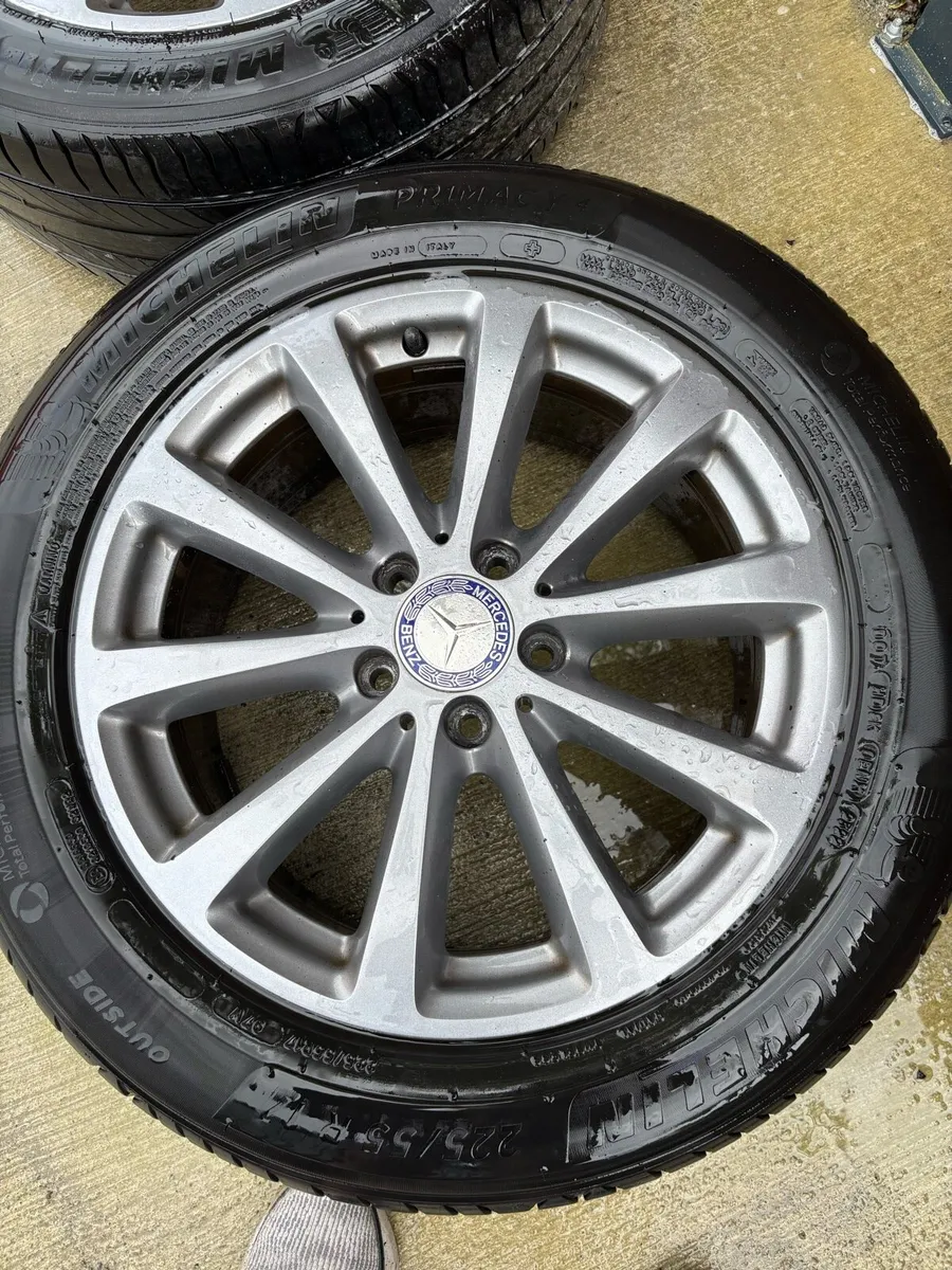 Mercedes 17" Alloys Michelin Tyres - Image 2