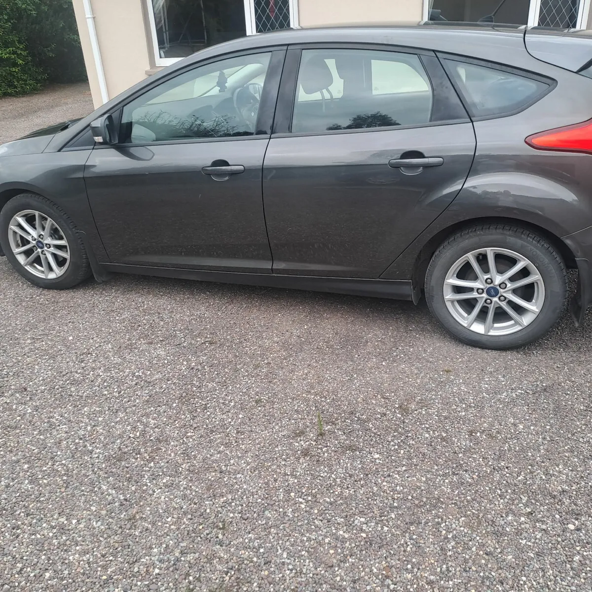 Ford Focus 2015 Manual 1.6 diesel Grey - Image 3