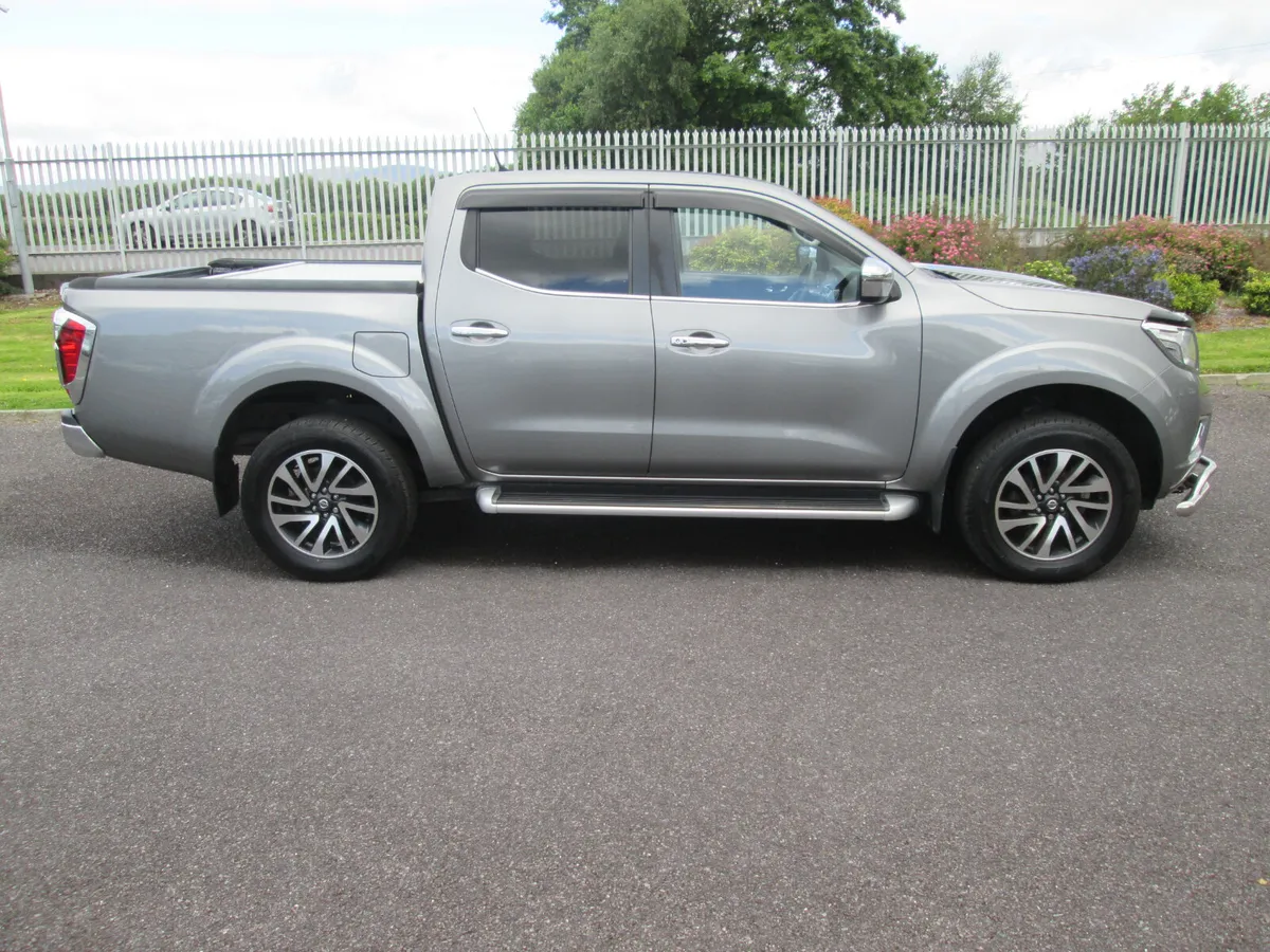 2019 Nissan Navara 2.3 Dci  5 Seater Crew Cab - Image 3