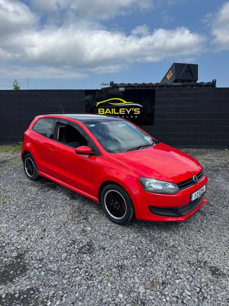Volkswagen Polo 2011 - Image 1