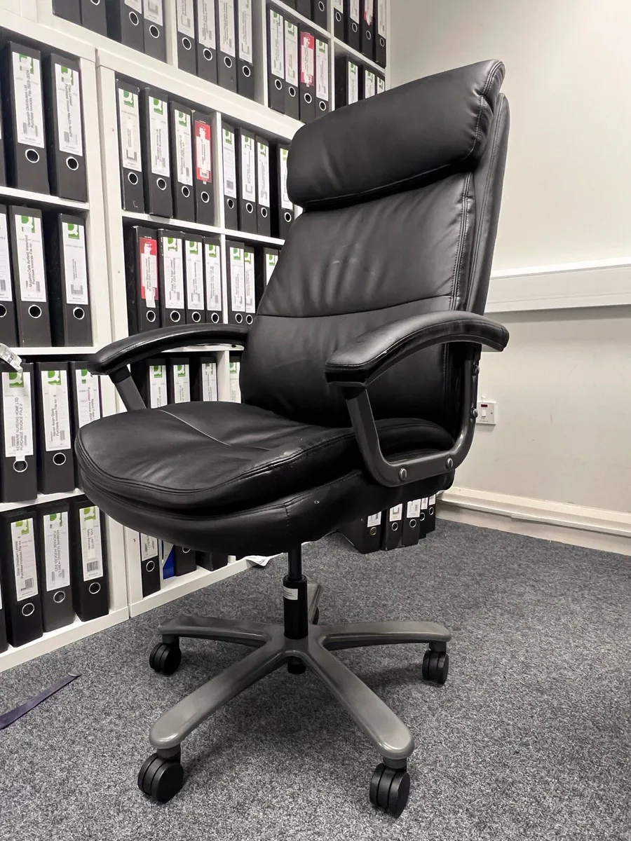 Office Chair - Image 2