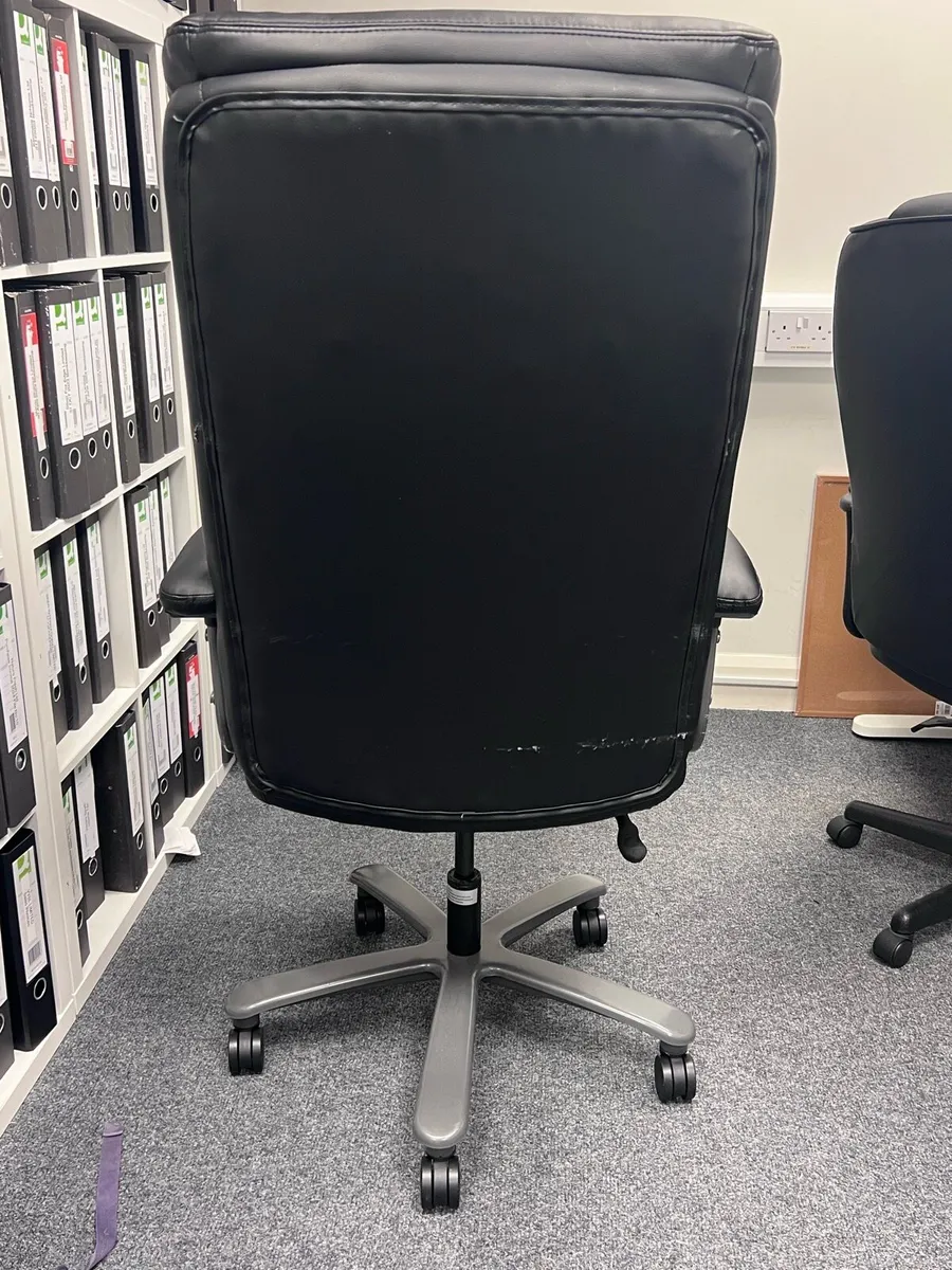 Office Chair - Image 4