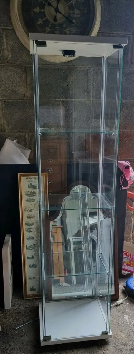 Glass unit - Image 2