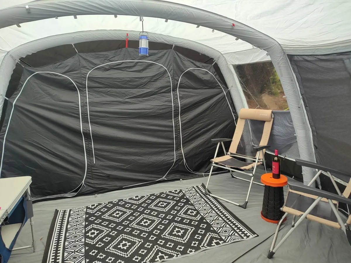 Tent - Image 4