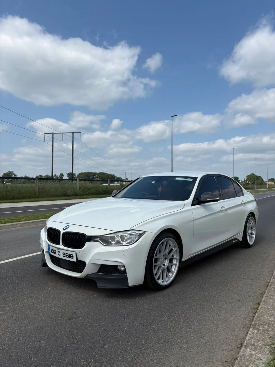 BMW 330D 2013 M SPORT - Image 4