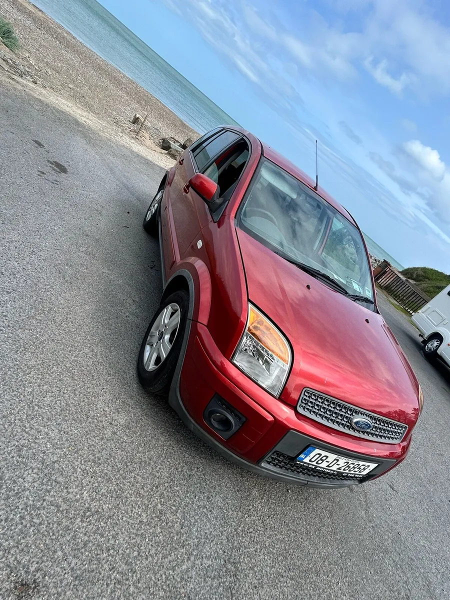 Ford fusion automatic new nct & low kms - Image 1