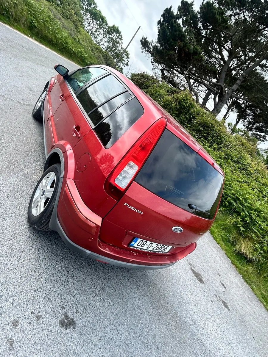 Ford fusion automatic new nct & low kms - Image 4