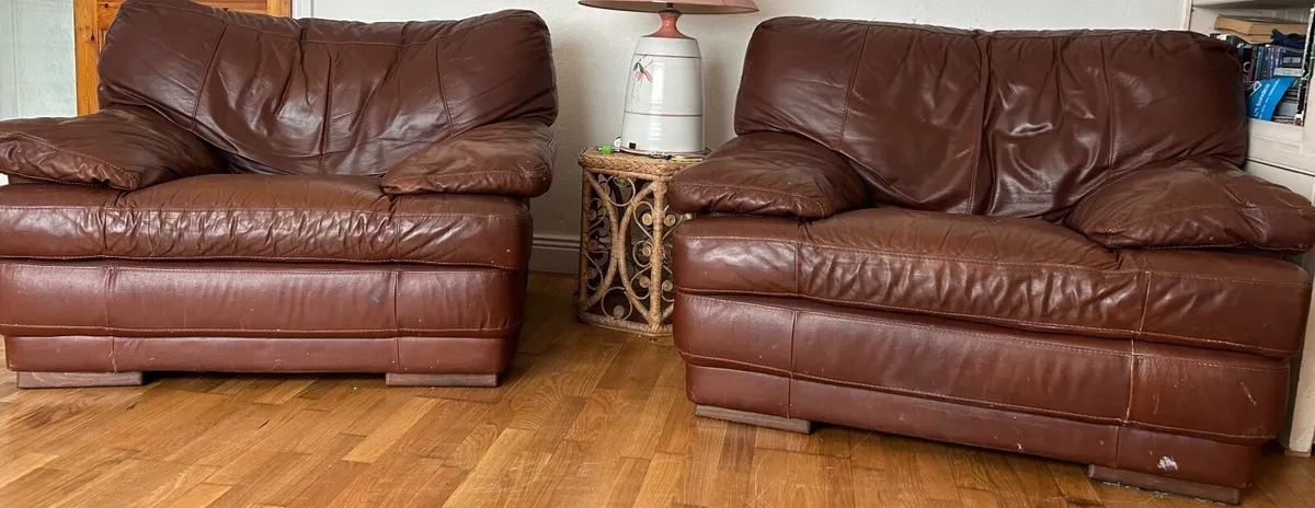 Couch - Image 1