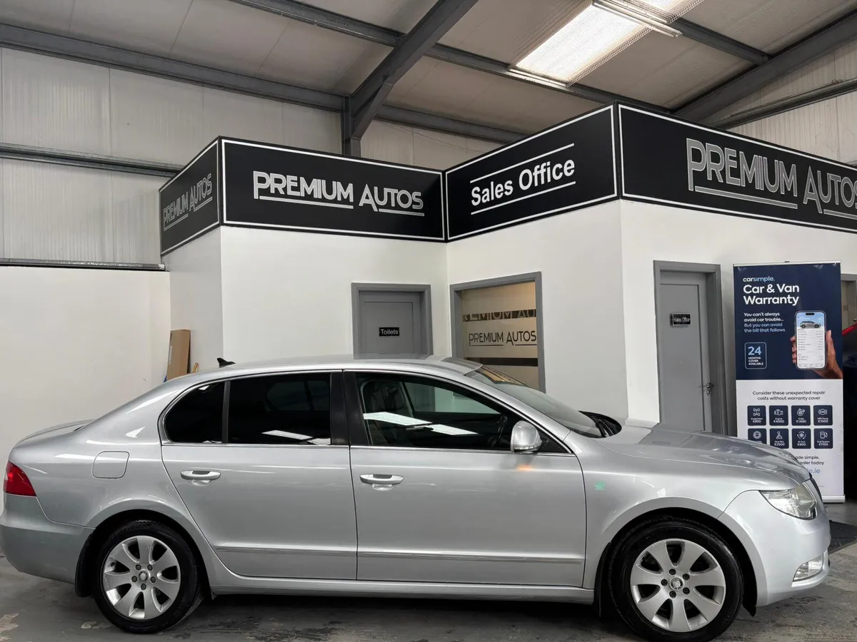Skoda Superb 2012. 1.6TDI  AMBITION - Image 2