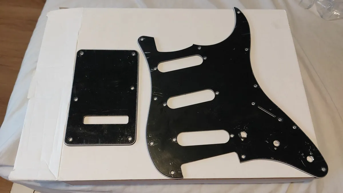 Strat Pickguard and Backplate, 3 ply Black, SSS - Image 1