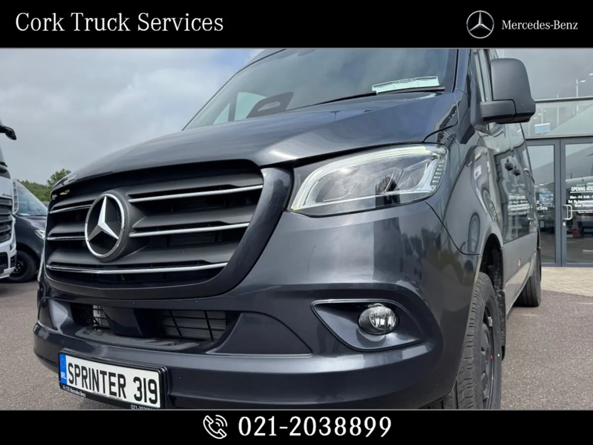 Mercedes-Benz Sprinter 319.36 Select 30 Premium L - Image 4