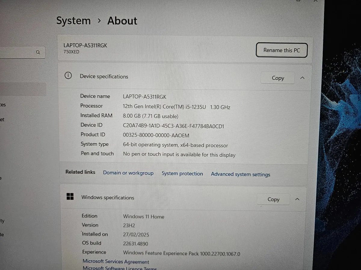 Laptop - Image 3