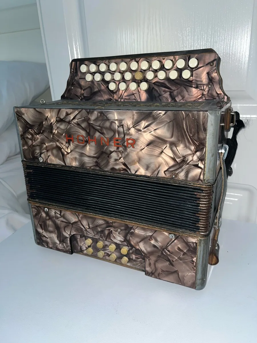 A lovely Hohner accordion looking for a quick sale - Image 1