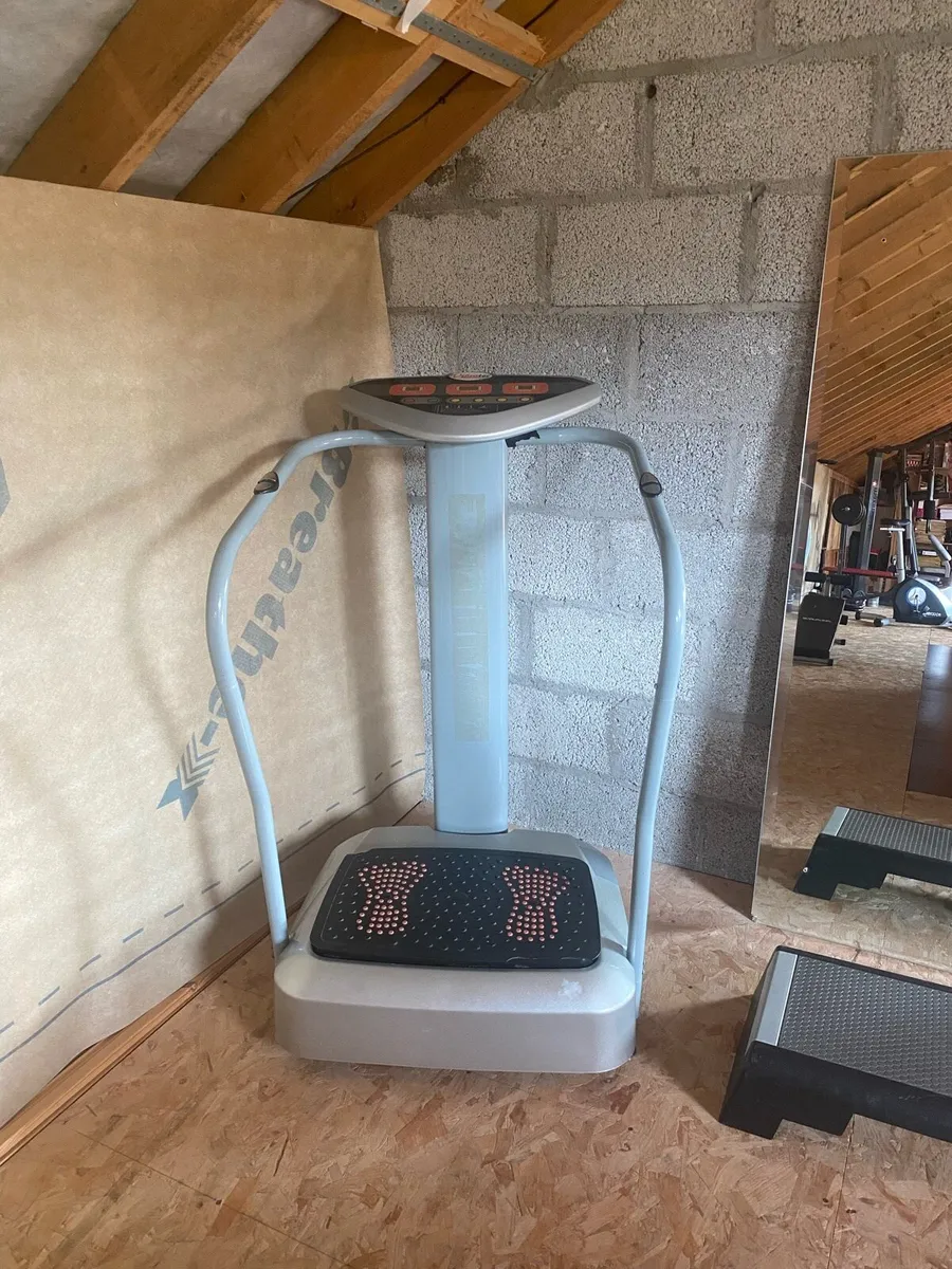 GYM EQUIPMENT - Image 3