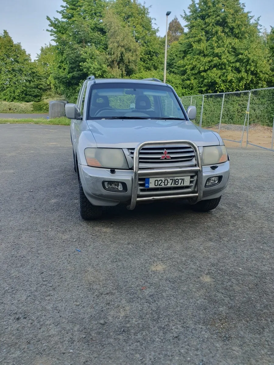 MITSUBISHI JEEP - Image 2