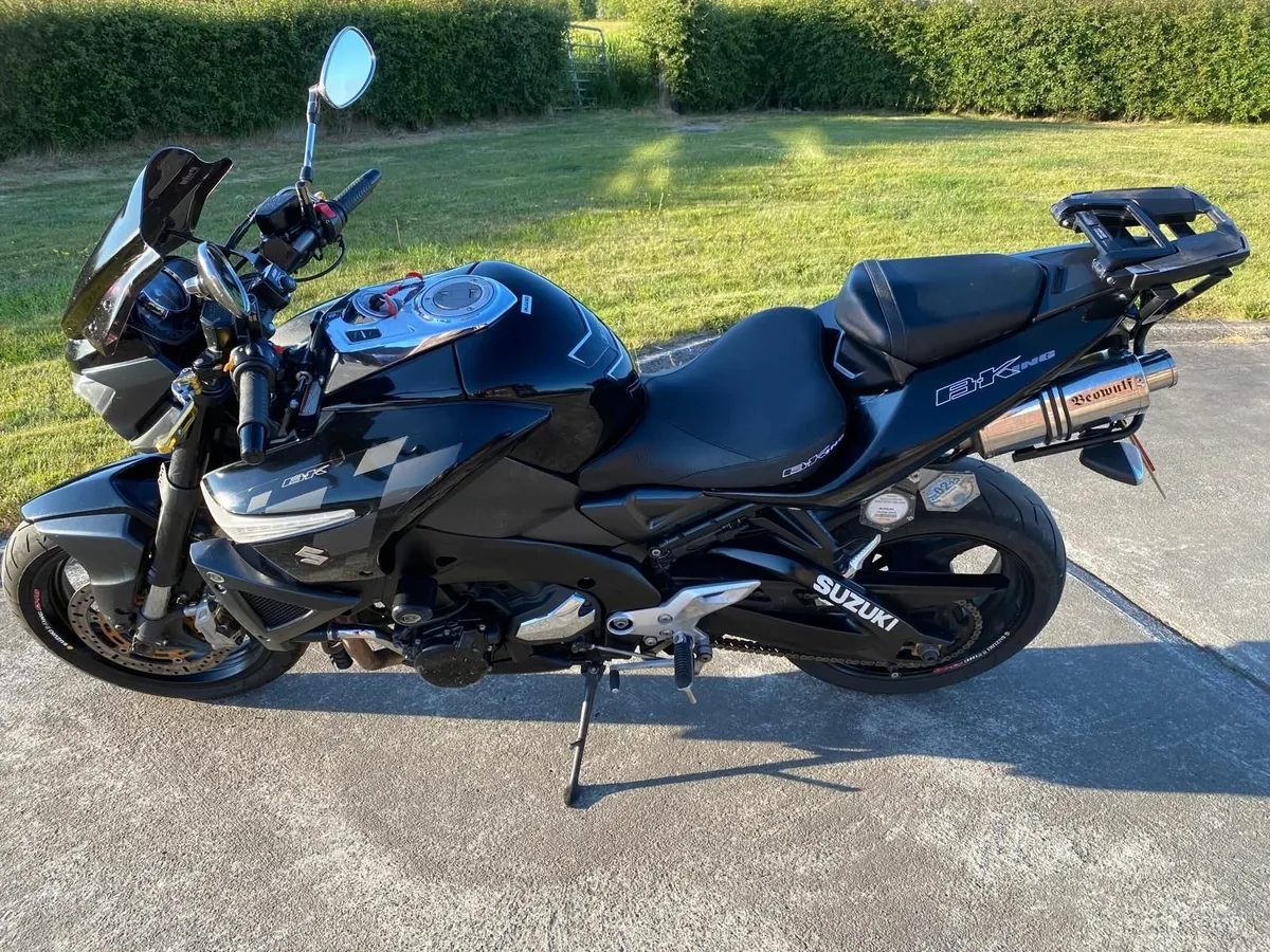 Suzuki B-KING GSX 2008 - Image 1