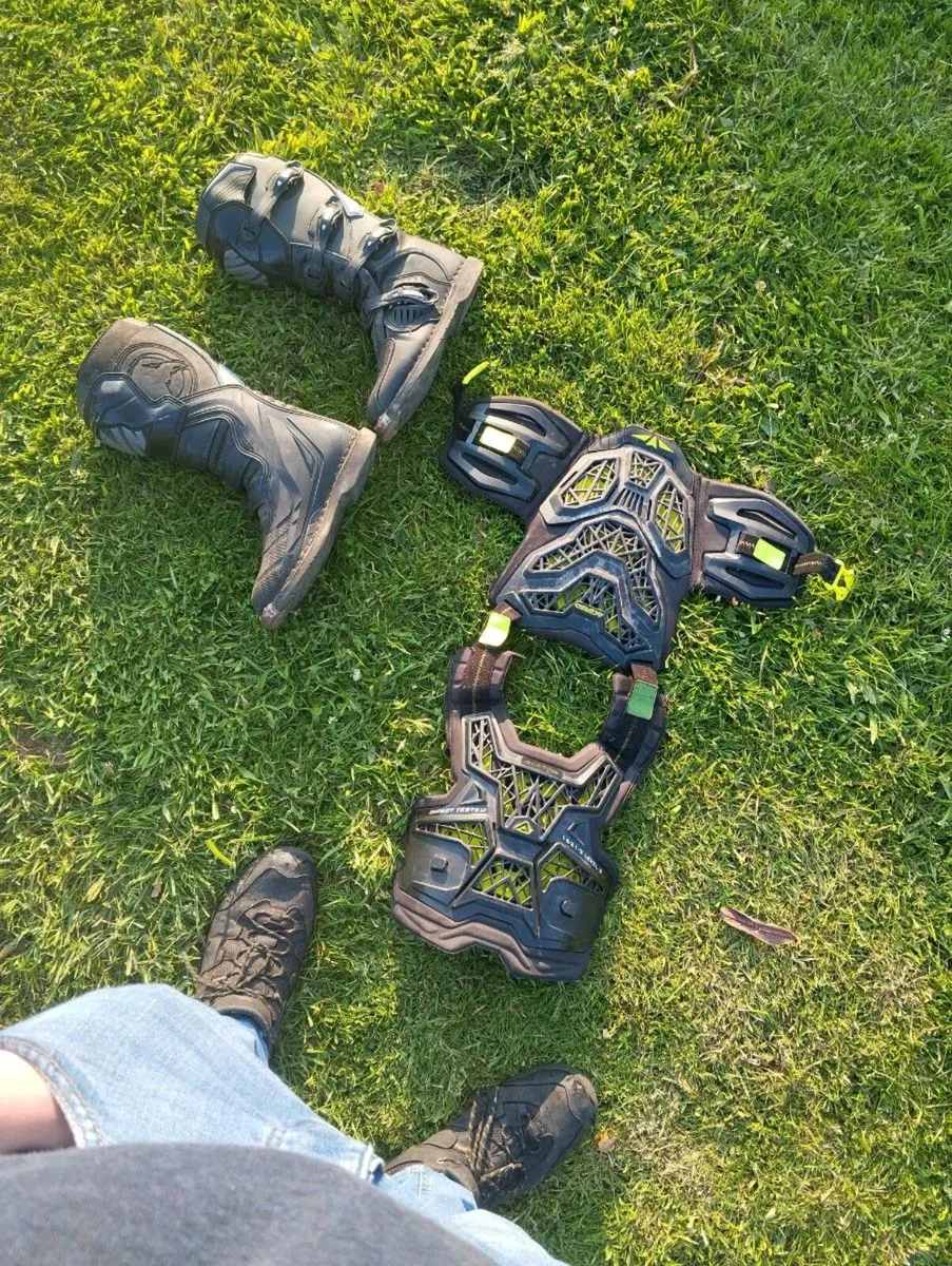 🚨Raven boots Acerbis body armour🚨 - Image 1