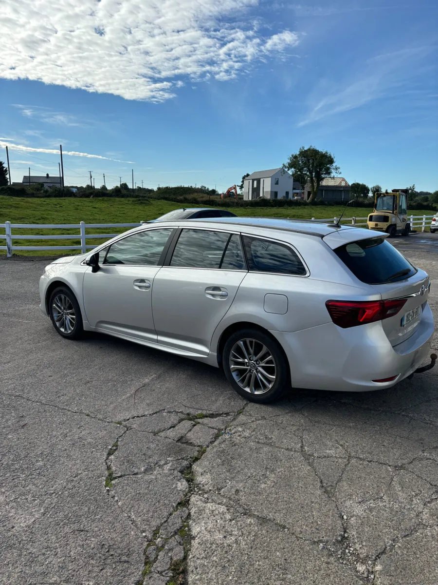 Toyota Avensis 2018 - Image 3