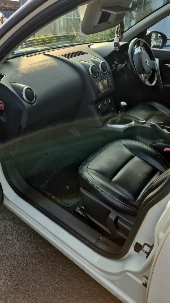 Nissan Qashqai+2 2013 - Image 2