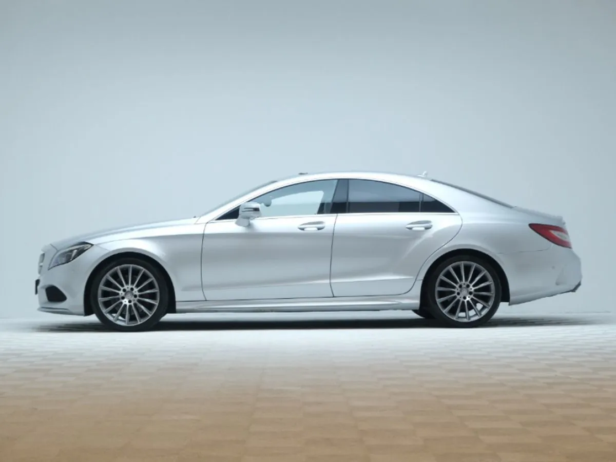 Mercedes-Benz CLS-Class 350D AMG Line Premium  su - Image 4