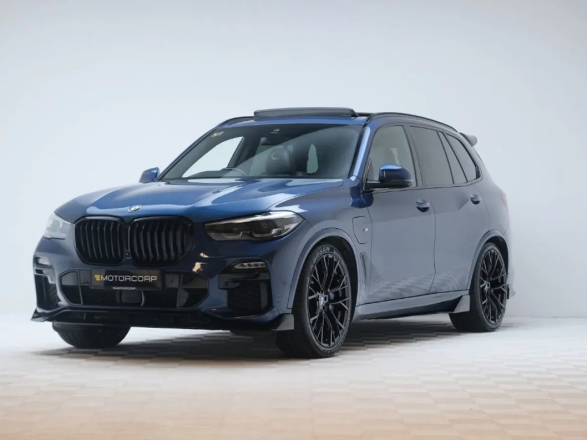 BMW X5 45E M Sport Xdrive  pan Roof - Image 3