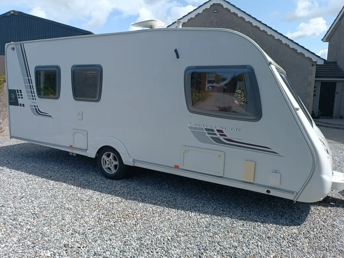 Swift Challenger 560  single axle fixed bed 4berth - Image 4