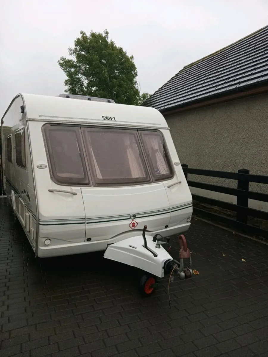 Caravan - Image 4