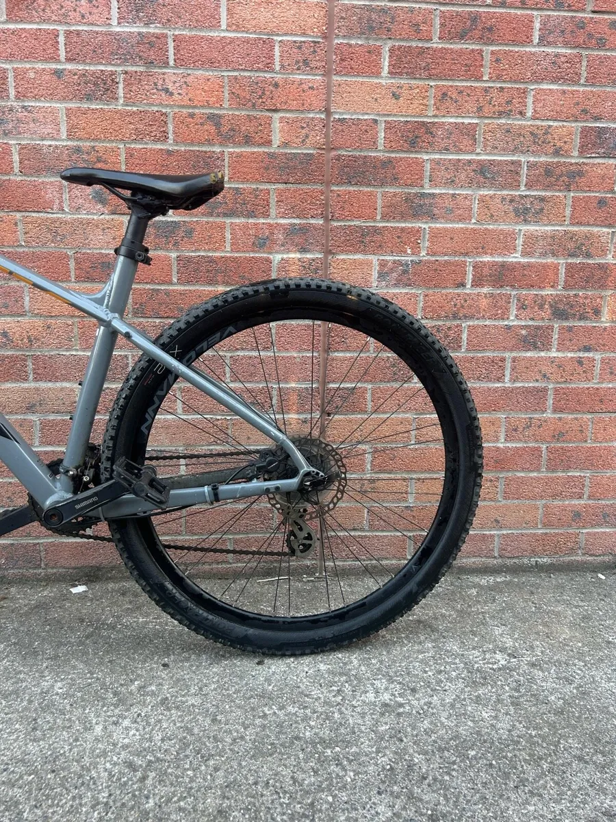 Trek Marlin 6 Mountain Bike - Image 4