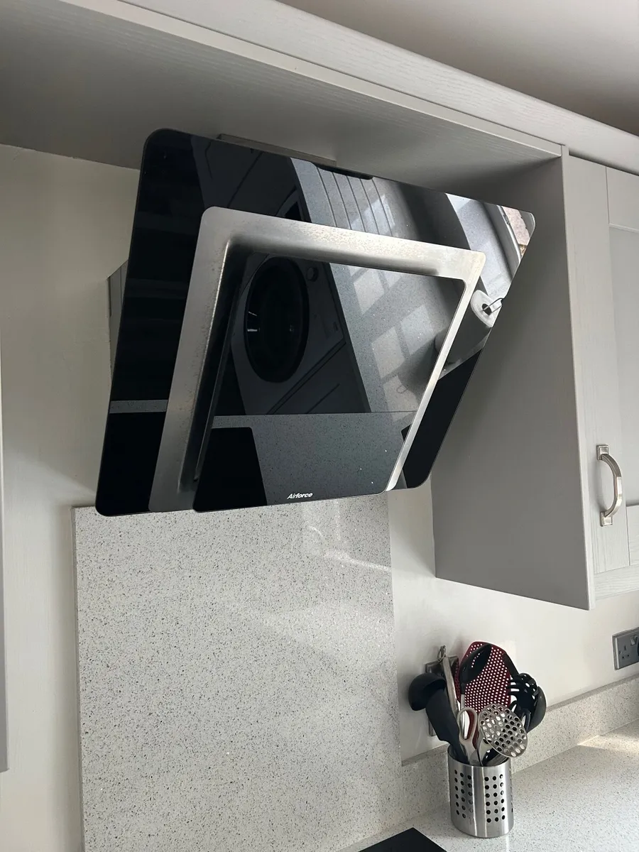 Kitchen - Image 4