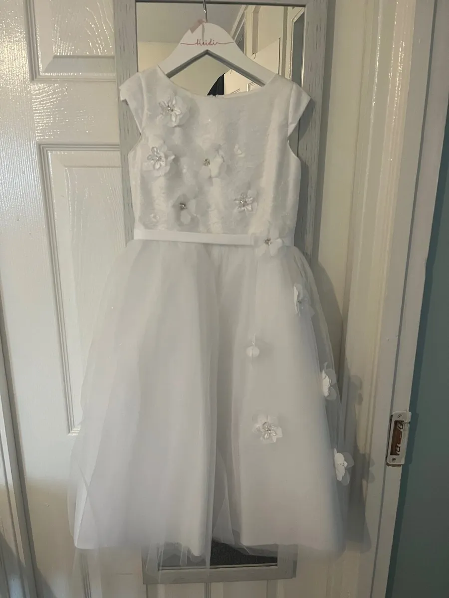 Communion dress - Image 2