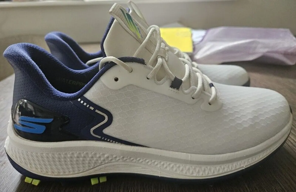 Golf Shoes: Skechers Slip-ins: GO GOLF Blade GF Size 9 UK - Image 1