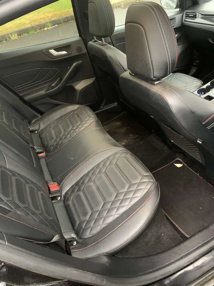 222 Ford Focus ST-Line Vignale, Diesel Automatic - Image 4