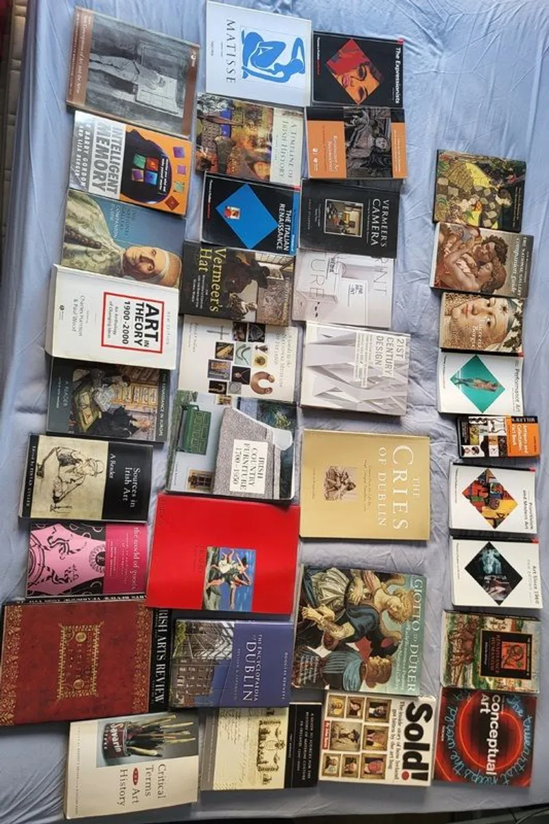 Art Books - Image 3