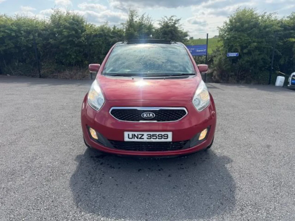 Kia Venga 1.6 Crdi - HIGH SPEC - Image 2
