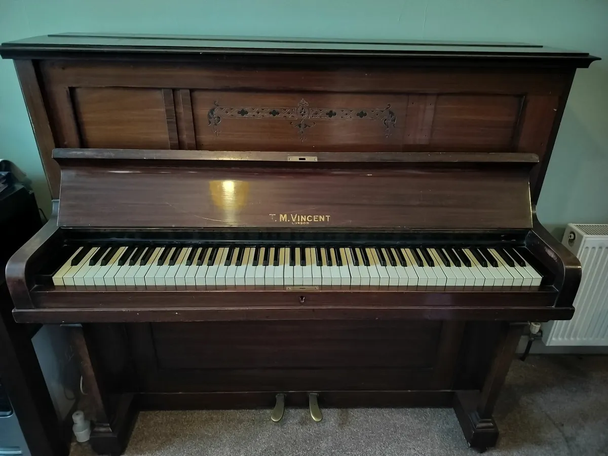Piano - Image 1