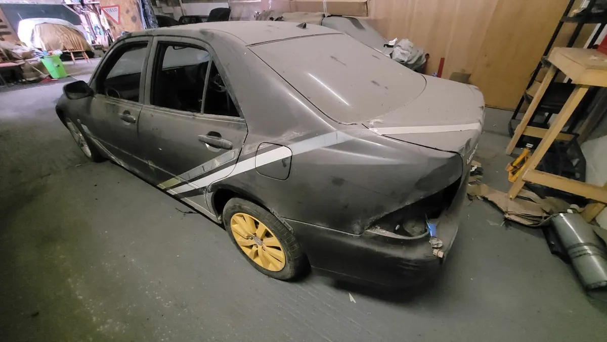 IS200 for Project/Parts - Image 2