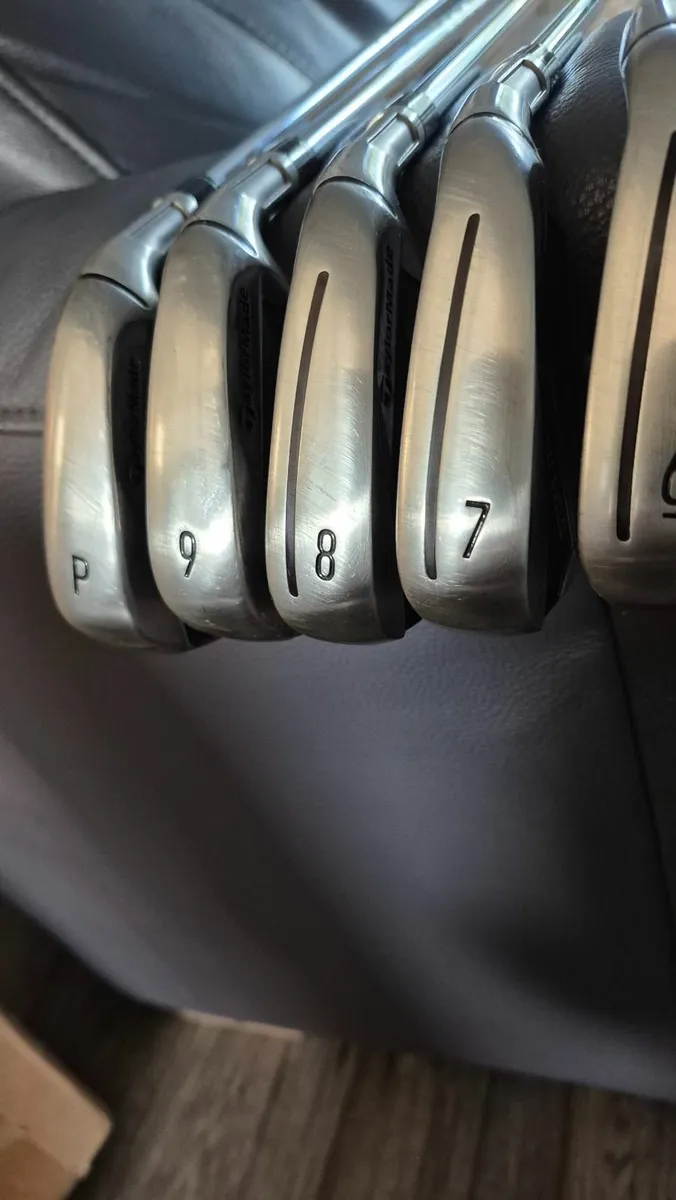 Taylormade Stealth Irons 4-P.W KBS 85g Stiff Shaft - Image 3