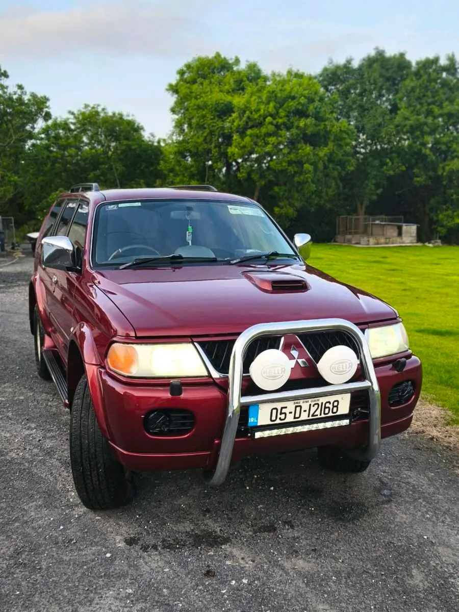 Mitsubishi Pajero Sort - Image 1