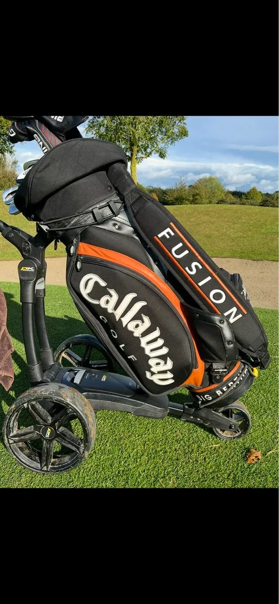 Golf Tour Bag Rare - Image 2