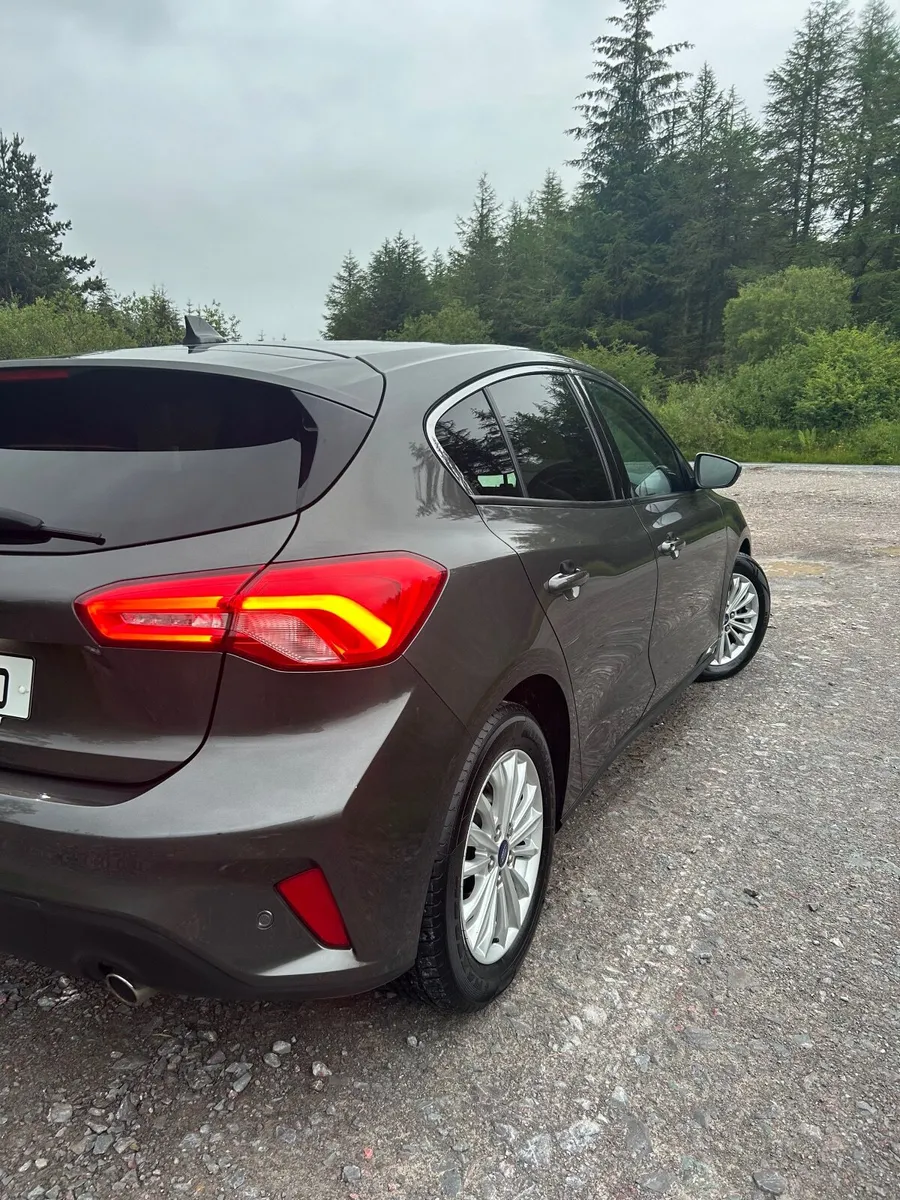 182 *High Spec* 1.5 Ford Focus - Image 4
