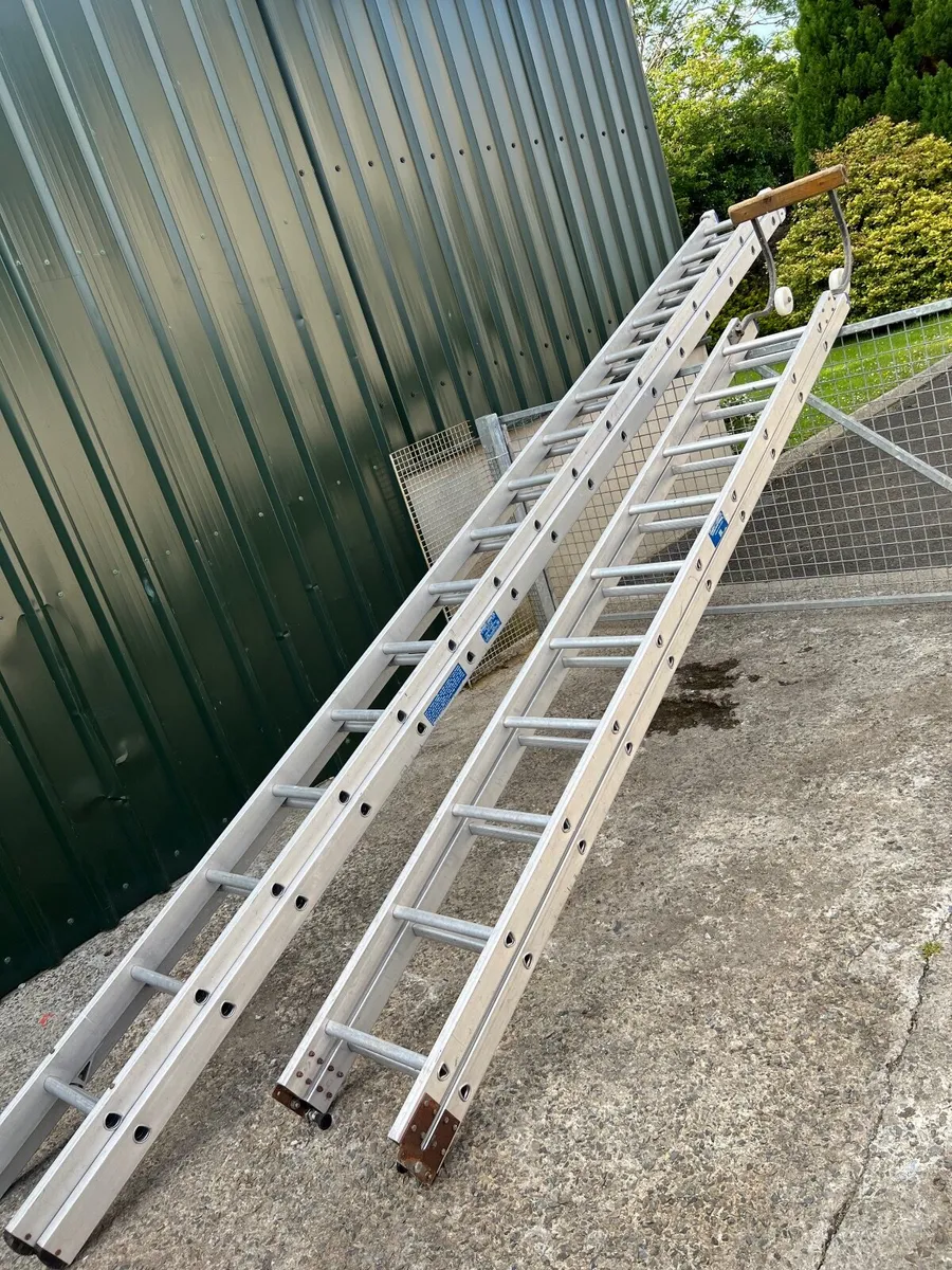 Aluminium roofing ladder - Image 3