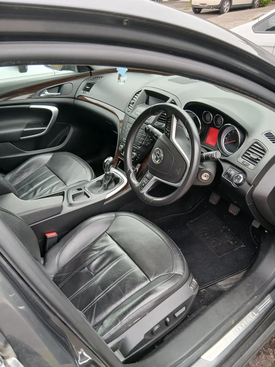 Insignia - Image 2