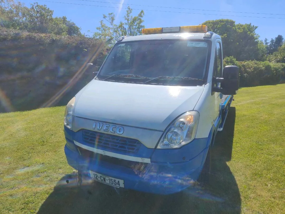 2012 Iveco Daily automatic Beaver tail recovery - Image 2