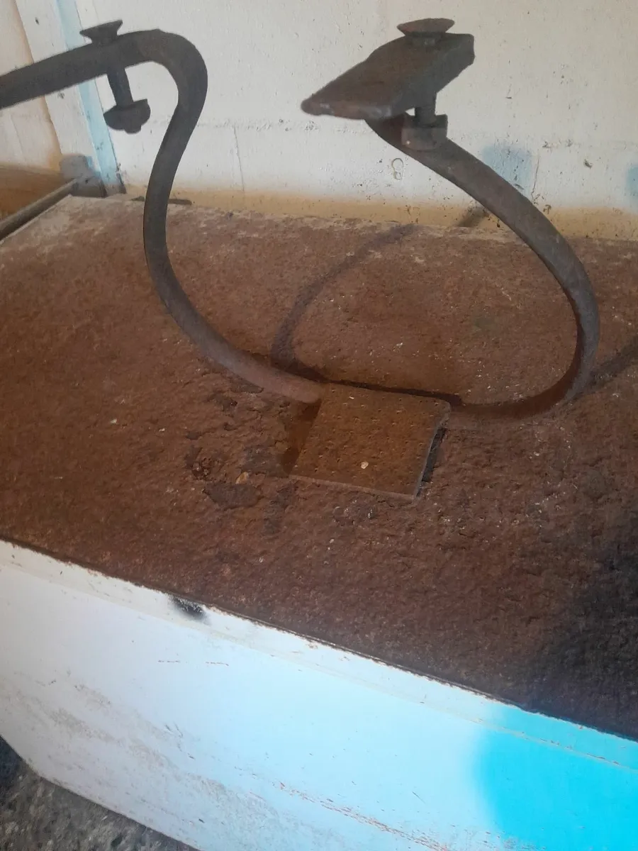 Forge made carrage step - Image 2