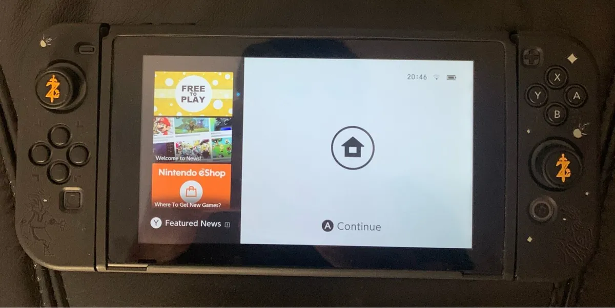 Zelda Edition Nintendo Switch with games. - Image 2