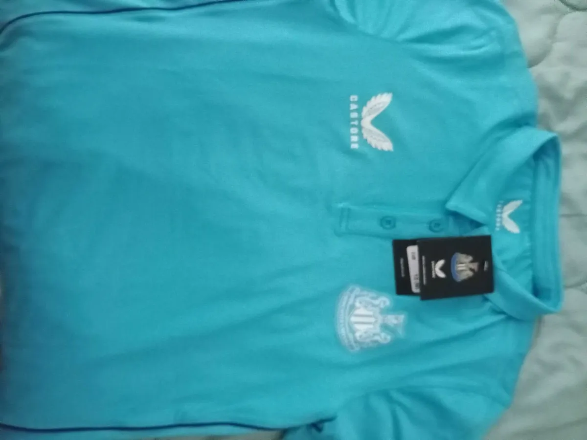 Newcastle Polo size 12 with tag - Image 2