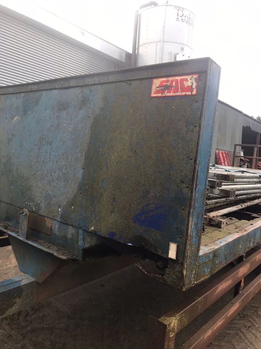 Bale Trailer - Image 3
